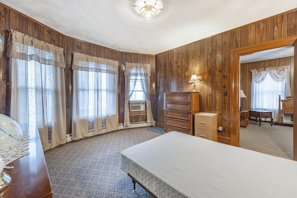 1039 Washington St, Attleboro, MA 02703